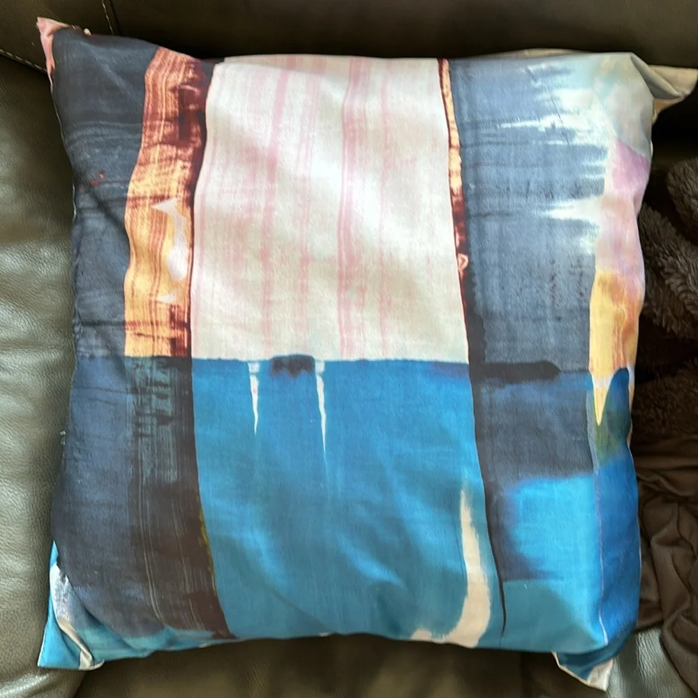 2 Crate and barrel bostezi decorative throw pillows w/inserts 23” square